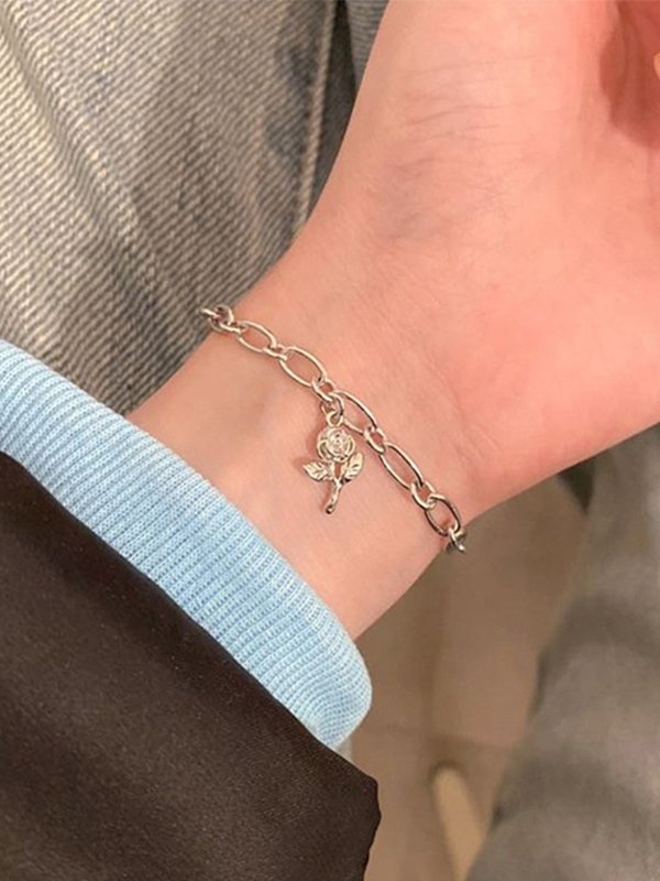Pulsera de cadena de eslabones con colgante floral-1