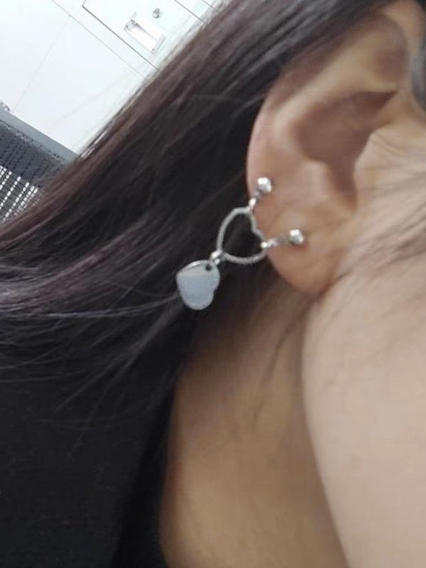 Pendientes con dije de corazón de plata de 1 pieza-1